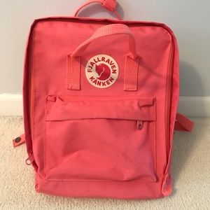Fjallraven Kanken Backpack (13’’)